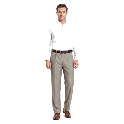 Cortona Pleated Trousers - onmodel