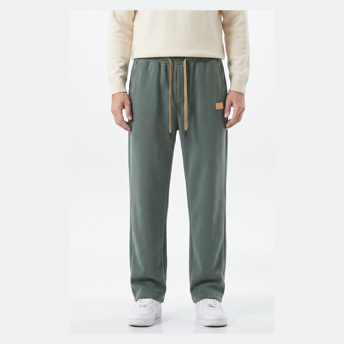 Sondrio Straight Trousers - onmodel